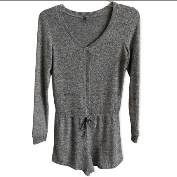 Aerie long-sleeved Pajama Romper Gray Size Small - Picture 2 of 11